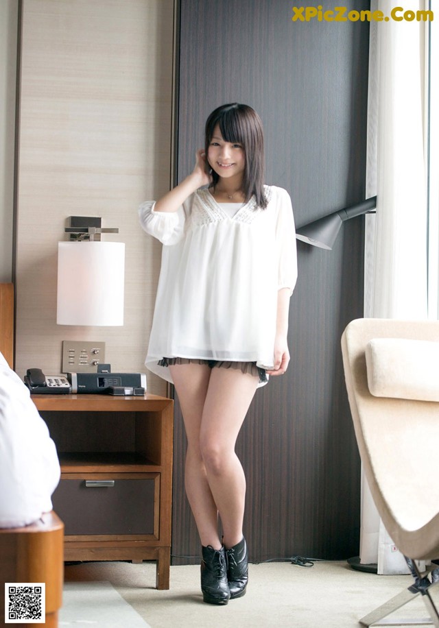 Scute Hitomi - Hitfuck Nude Girls No.2b91f5